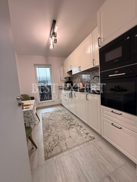 3 Camere Ultrafinisat cu 2 Parcari -Mutare rapida/STB 5 minute