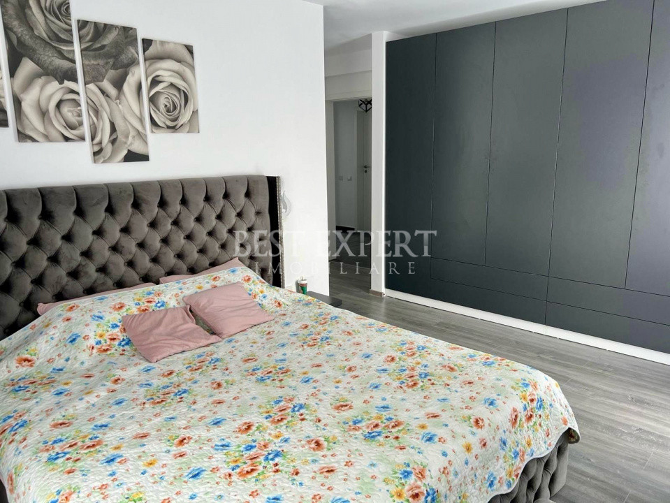 Apartament 5 camere mobilat, utilat si cu Parcare acoperita/Geam Baie