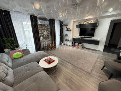 Apartament 5 camere mobilat, utilat si cu Parcare acoperita/Geam Baie