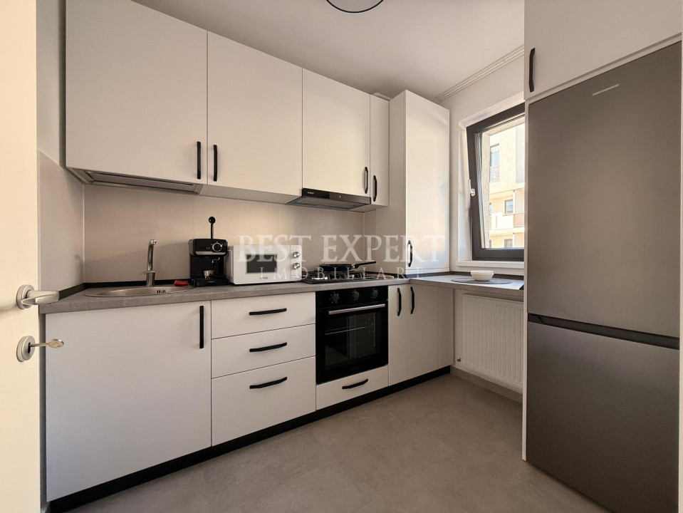 Garsoniera Spatioasa cu Parcare inclusa-Prima inchiriere -7 min metrou N.Teclu