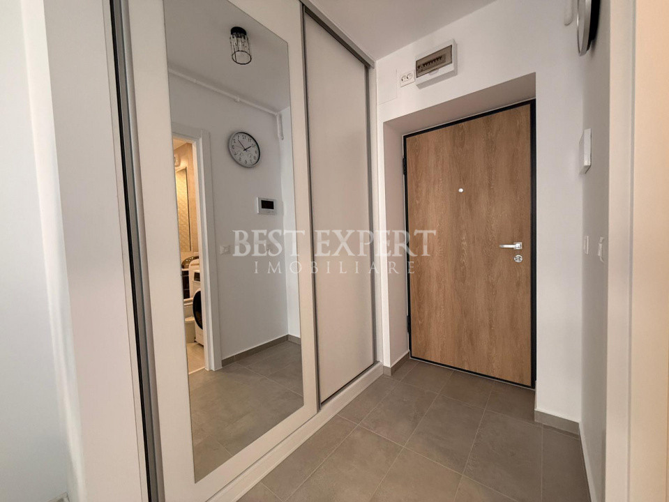 Garsoniera Spatioasa cu Parcare inclusa-Prima inchiriere -7 min metrou N.Teclu