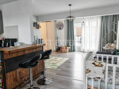 Apartament cu 2 camere, terasa spatioasa, complet mobilat-5 min STB